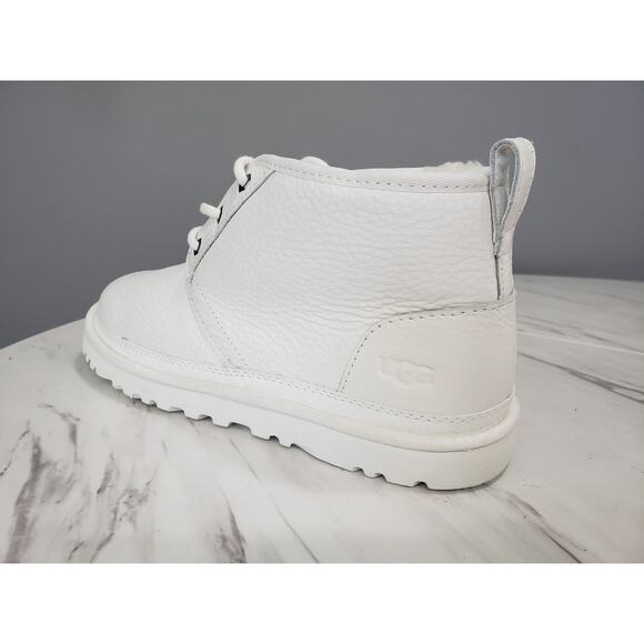 NEW WITHOUT BOX UGG Men’s Neumel Boot Solid White Chukka Size 10 WARM Bright - Picture 7 of 8